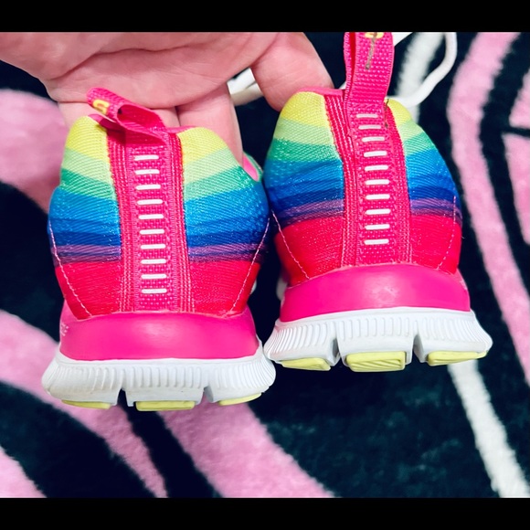 Skechers shoes size 6.5 - Picture 3 of 5